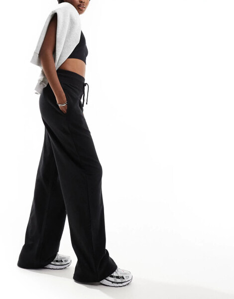 Kaiia drawstring wide leg joggers in black