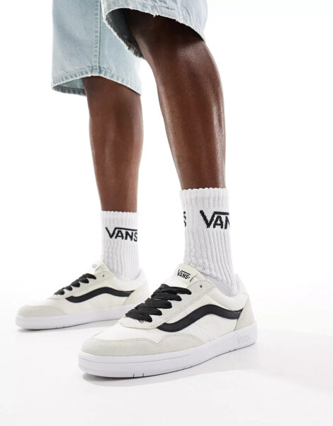 Vans Cruze Too trainers in cream and black