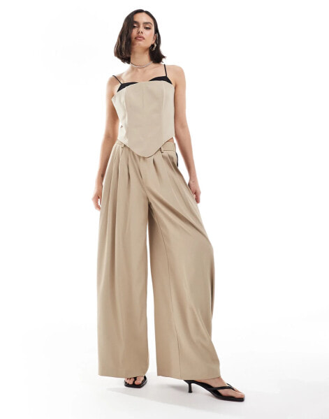 Extro & Vert highwaisted pleated palazzo trousers in stone & black co-ord