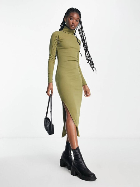 COLLUSION rib roll neck long sleeve midi dress in green