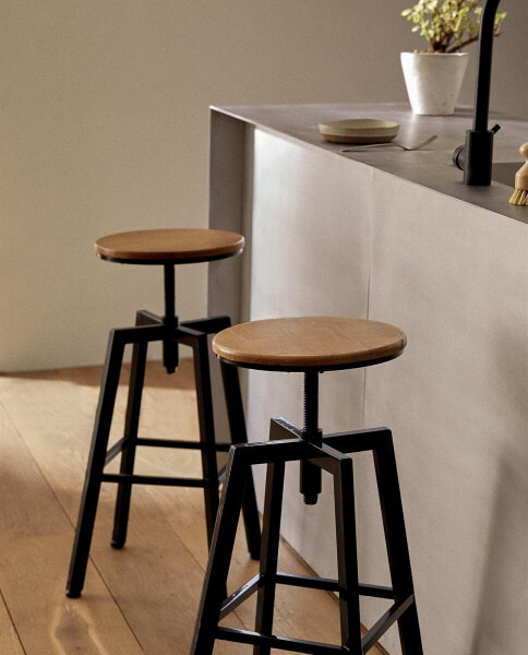 Wood and metal high swivel stool