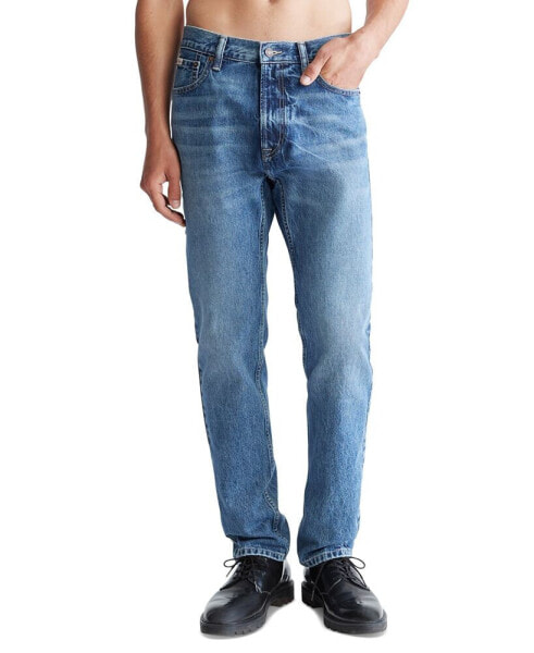 Men's Standard Straight-Fit Stretch Jeans