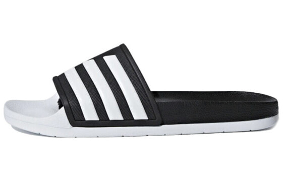 Спортивные тапочки Adidas Adilette Tnd