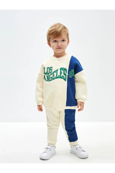 Пижама LC WAIKIKI Baby Sweatshirt.