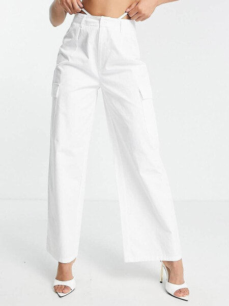 Simmi cargo pant in white