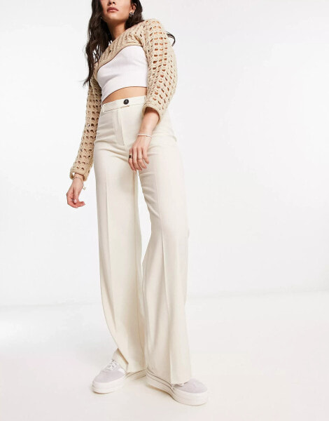 Bershka wide leg slouchy dad tailored trousers in cream