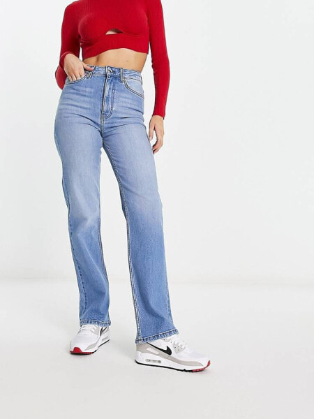 Женские джинсы ASOS DESIGN Easy Straight Jeans in Mittelblau