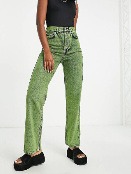 Topshop straight Kort jeans in zesty lime