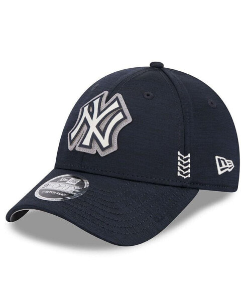 Men's Navy New York Yankees 2024 Clubhouse 9FORTY Adjustable Hat