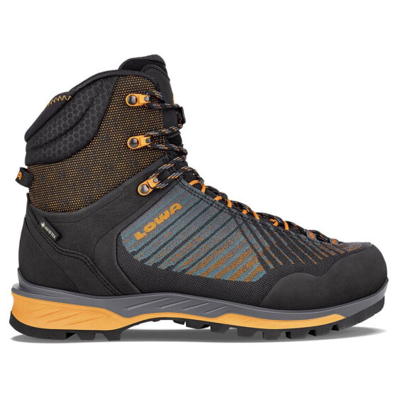 LOWA Mangart Goretex Mid mountaineering boots