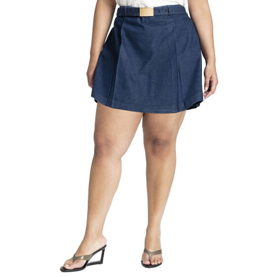 Plus Size Pleat Front Denim Mini Skort