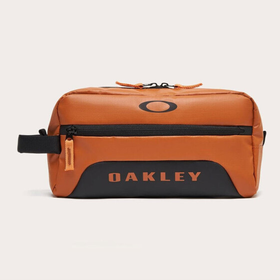 Сумка Oakley Roadsurfer Wash Bag.