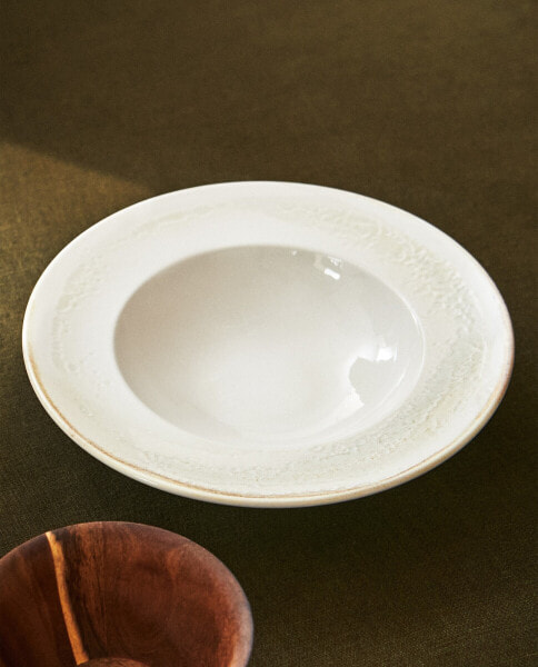 Stoneware pasta plate