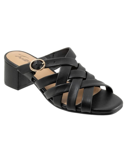 Lauri Sandals