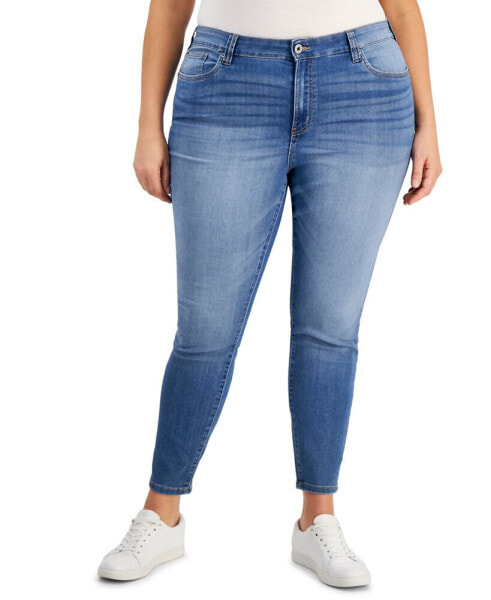 Trendy Plus Size Mid Rise Infinite Stretch Dawson Super-Skinny Jeans