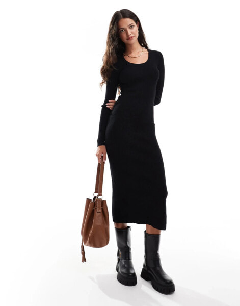 Pieces premium structured ribbed long sleeve maxi dress in black