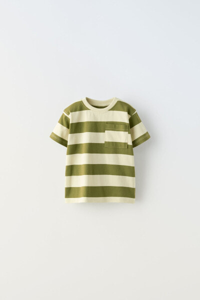 Striped t-shirt with pockets