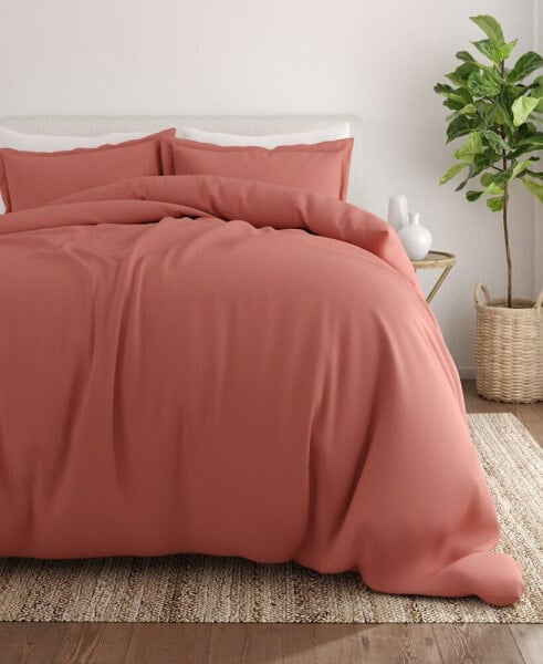 Dynamically Dashing Duvet Cover Set by The Home Collection, King/California King