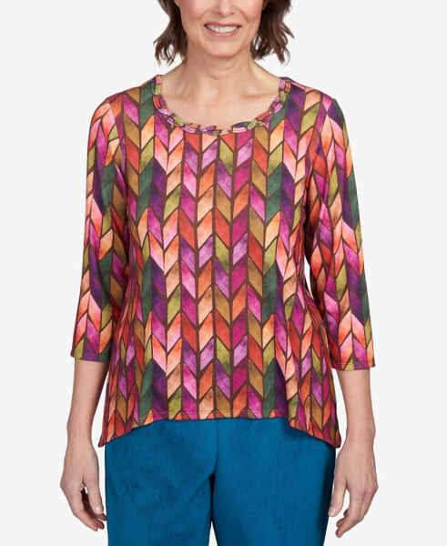 Women's Classic Chevron Knit Sharkbite Hem Top