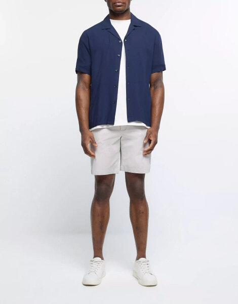 River Island chino shorts in white