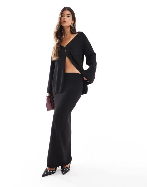 SNDYS premium knit low rise maxi skirt co-ord in black