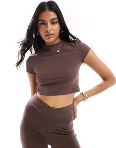 Miss Selfridge short sleeve crop top co-ord in chocolate