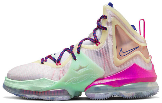 Баскетбольные кроссовки Nike Lebron 19 "День Святого Валентина" DH8459-900