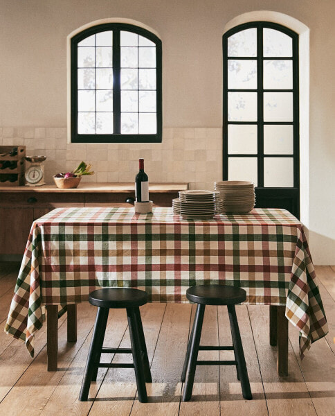 Dyed thread check tablecloth