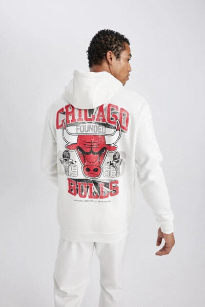DeFactoFit Chicago Bulls Standart Fit Kapüşonlu Kalın Sweatshirt