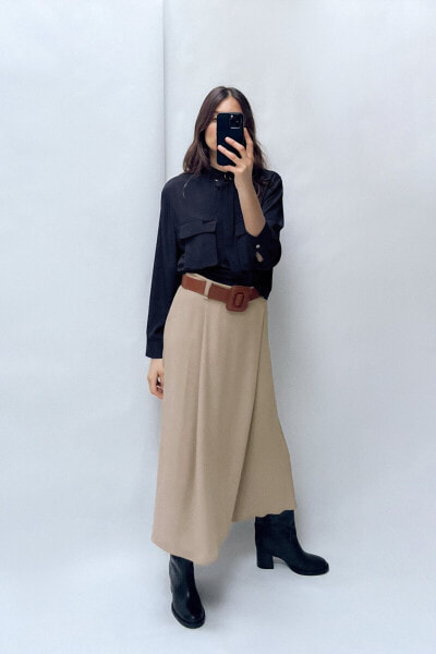 Midi skirt with belt