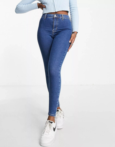 Topshop – Joni – Jeans in Mittelblau