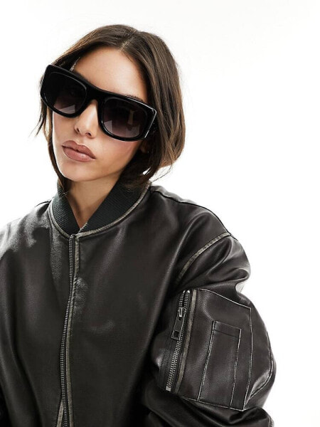 Quay x Guizio uniform oversized square sunglasses in black