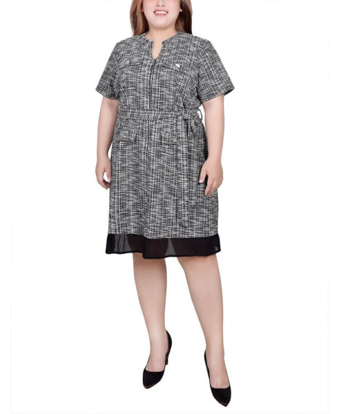 Plus Size Short Sleeve Zip Front Dress