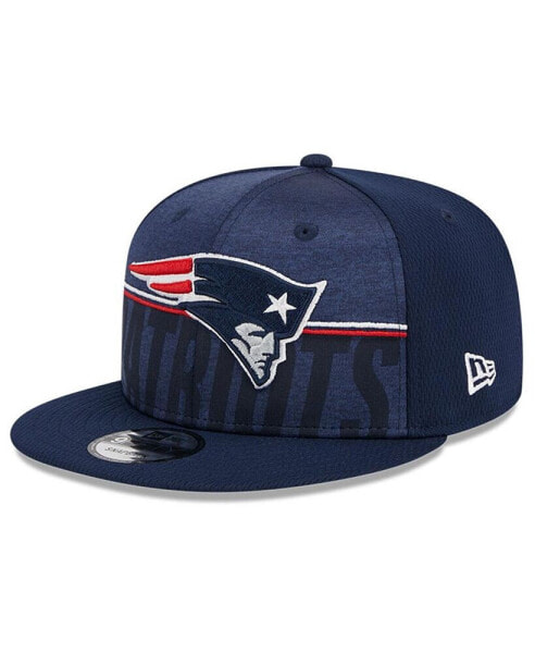 Бейсболка с напечатанным логотипом New England Patriots от New Era - Новая эра для мужчин 9FIFTY NFL 2023 Training Camp_NAVY.