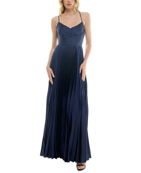 Juniors' Sleeveless Pleated Open-Back Gown