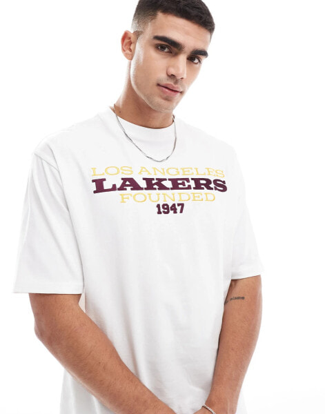 New Era LA Lakers t-shirt in white