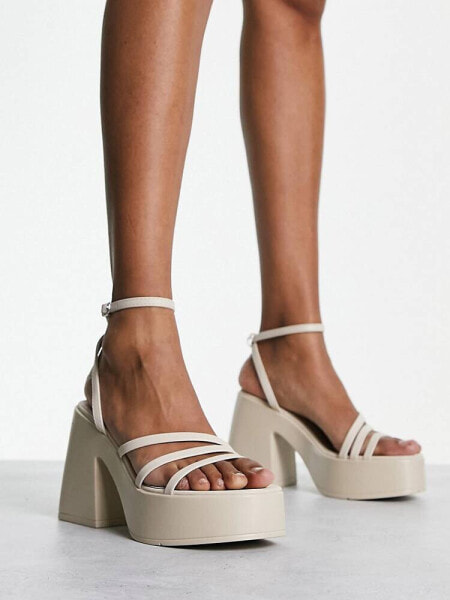 schuh Sia platform heeled sandals in ecru