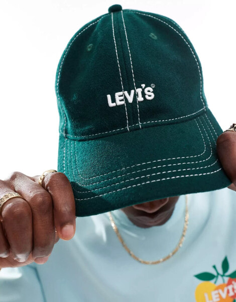 Levi's cap with logo and contrast stitch in green