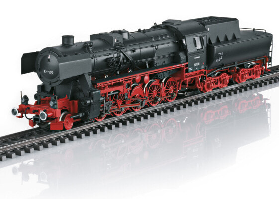 Märklin Class 52 Steam Locomotive - HO (1:87) - 15 yr(s) - Black - Red