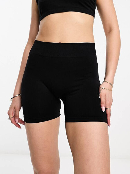 Vero Moda shapewear short leggings in black