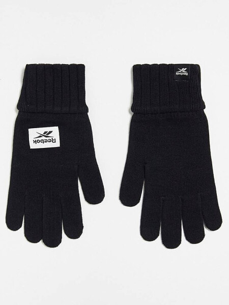 Reebok Training knitted gloves in black