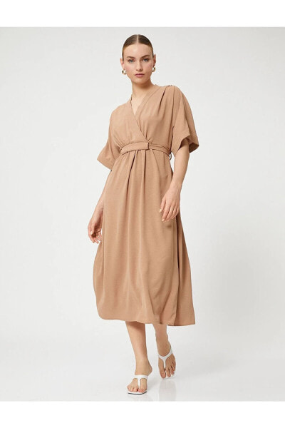 Платье женское Koton Oversize Midi с поясом и V-образным вырезом