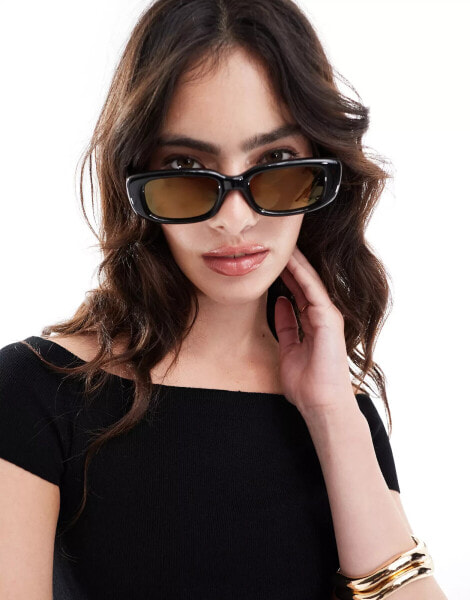 ASOS DESIGN – Mittelgroße eckige Sonnenbrille in Schwarz mit braunen Gläsern