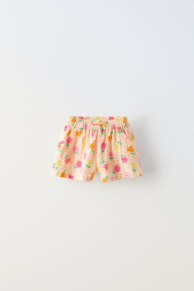Textured floral bermuda shorts