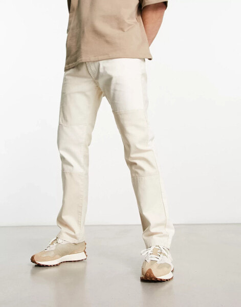 PacSun – Locker geschnittene Jeans in Beige mit Patchwork-Design