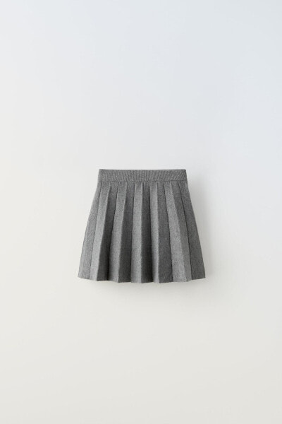 Knit ruffled skirt