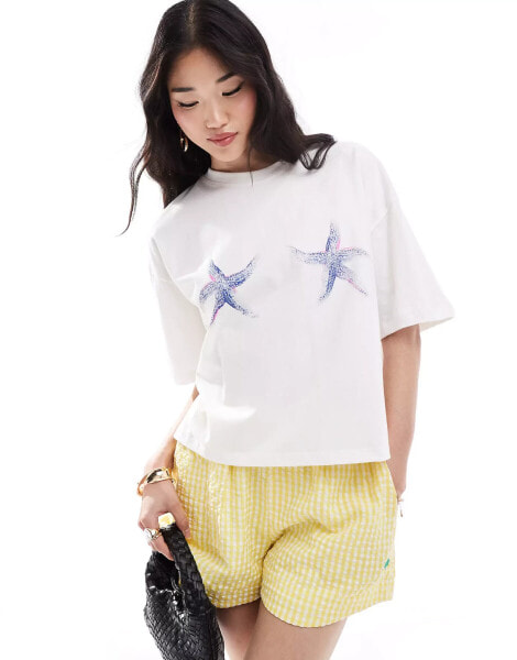 Bershka star print oversized t-shirt in white