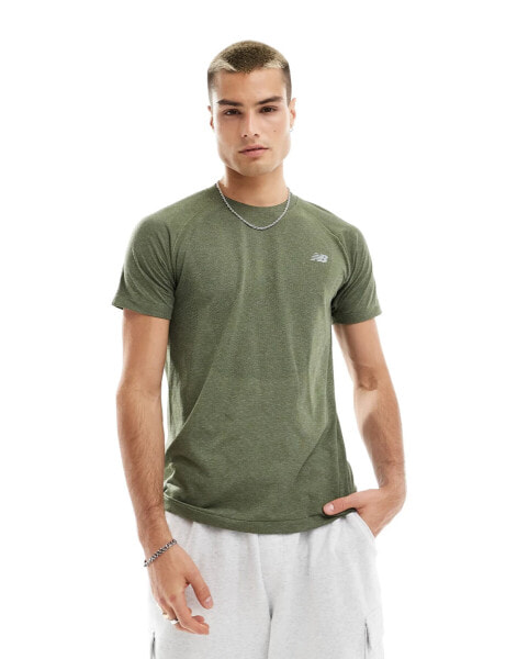 New Balance Knit t-shirt in green