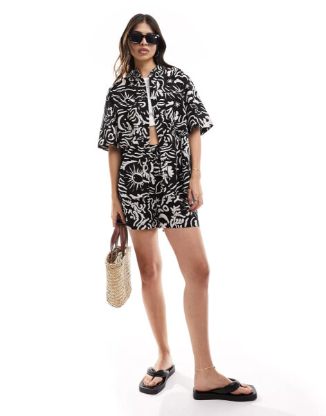 Iisla & Bird graphic print oversized resort beach shirt co-ord in black and white