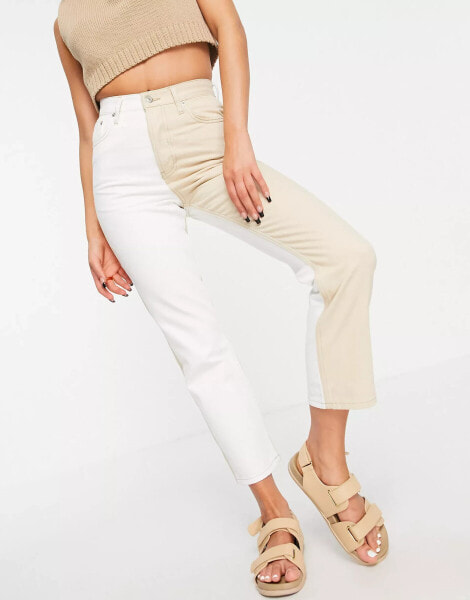 Topshop – Editor – Jeans in Sand mit Farbblockdesign